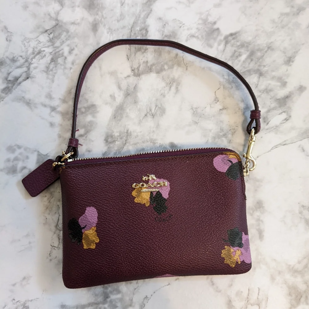 Coach Floral Wristlet Corner Zip - Picture 2 of 10